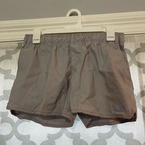 AFTCO Ladies size medium shorts